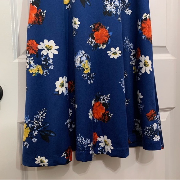 Banana Republic Blue Floral Dress - Picture 13 of 14